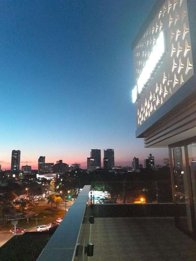 فندق Tryp By Wyndham Santa Cruz سانتا كروز دي لا سي المظهر الخارجي الصورة